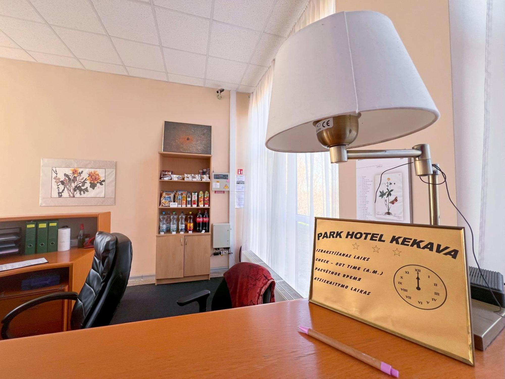 Park Hotel Ķekava Esterno foto