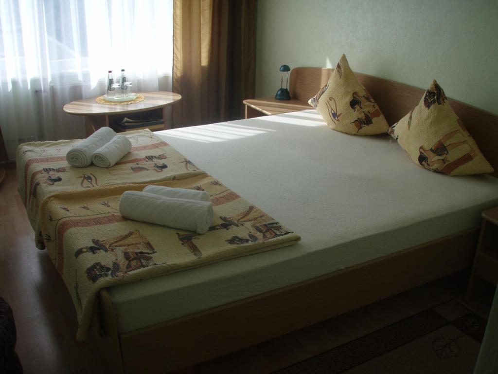 Park Hotel Ķekava Esterno foto